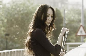 �����˿˷�������Ƶ��15����ŮΪ�����ݱ����� һҹ����˽���ع�(ͼ)...